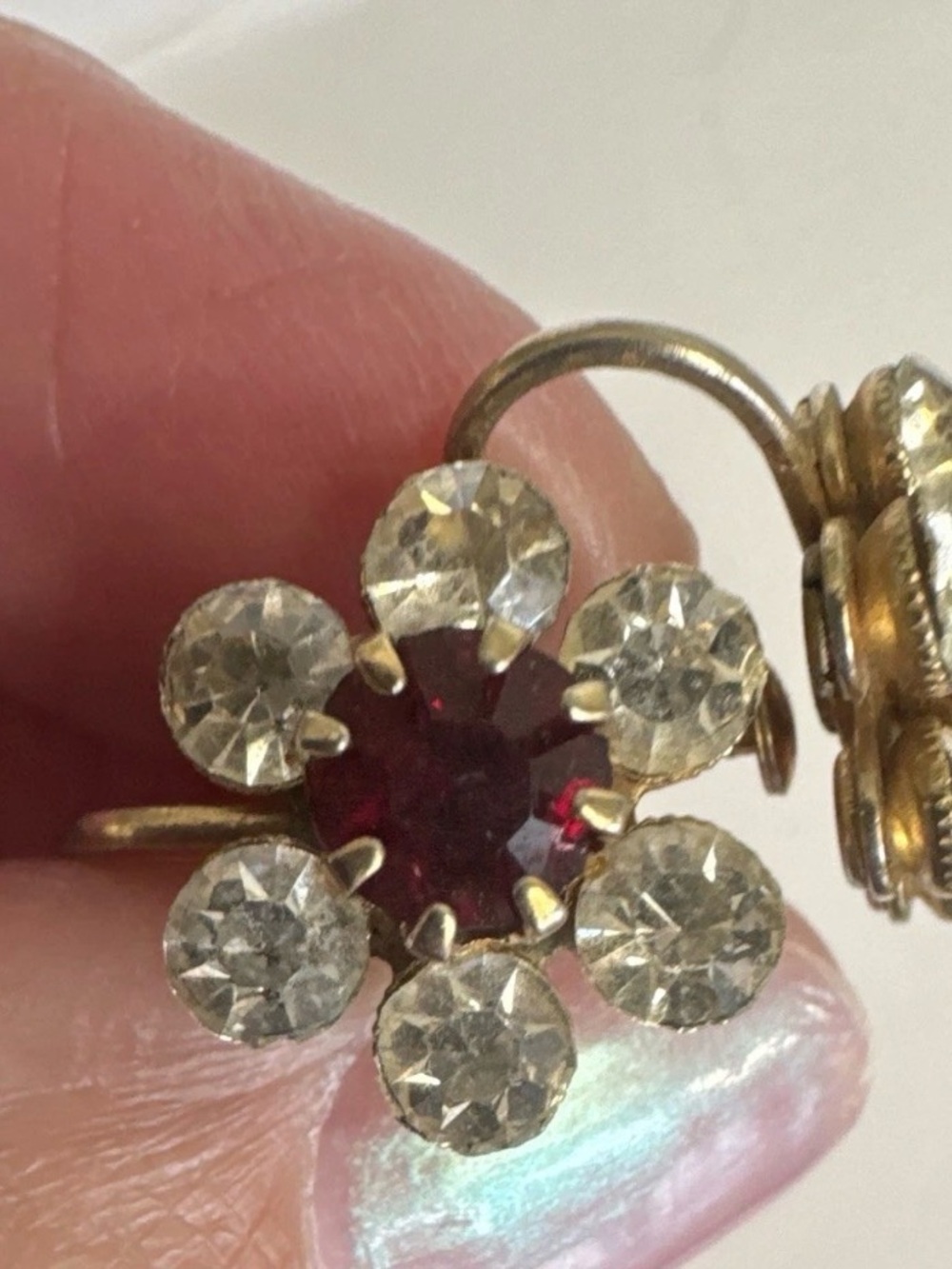 Vintage 1940s 50s Red & Clear Rhinestone Flower Screw Back Earrings